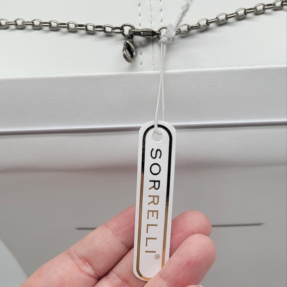 Sorrelli White and Blue Opal Swarovski Crystal Bib Cluster Necklace Silver Tone - Picture 5 of 6